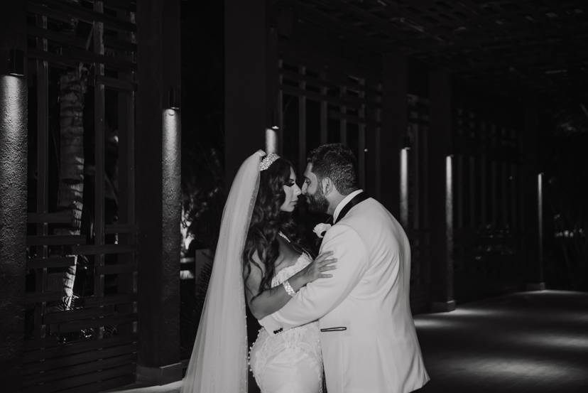 Punta Cana wedding photos that look better in ads than real galleries