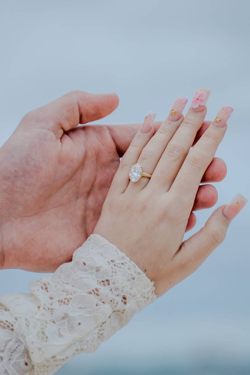 Beach proposal Punta Cana romantic setup sunset candles