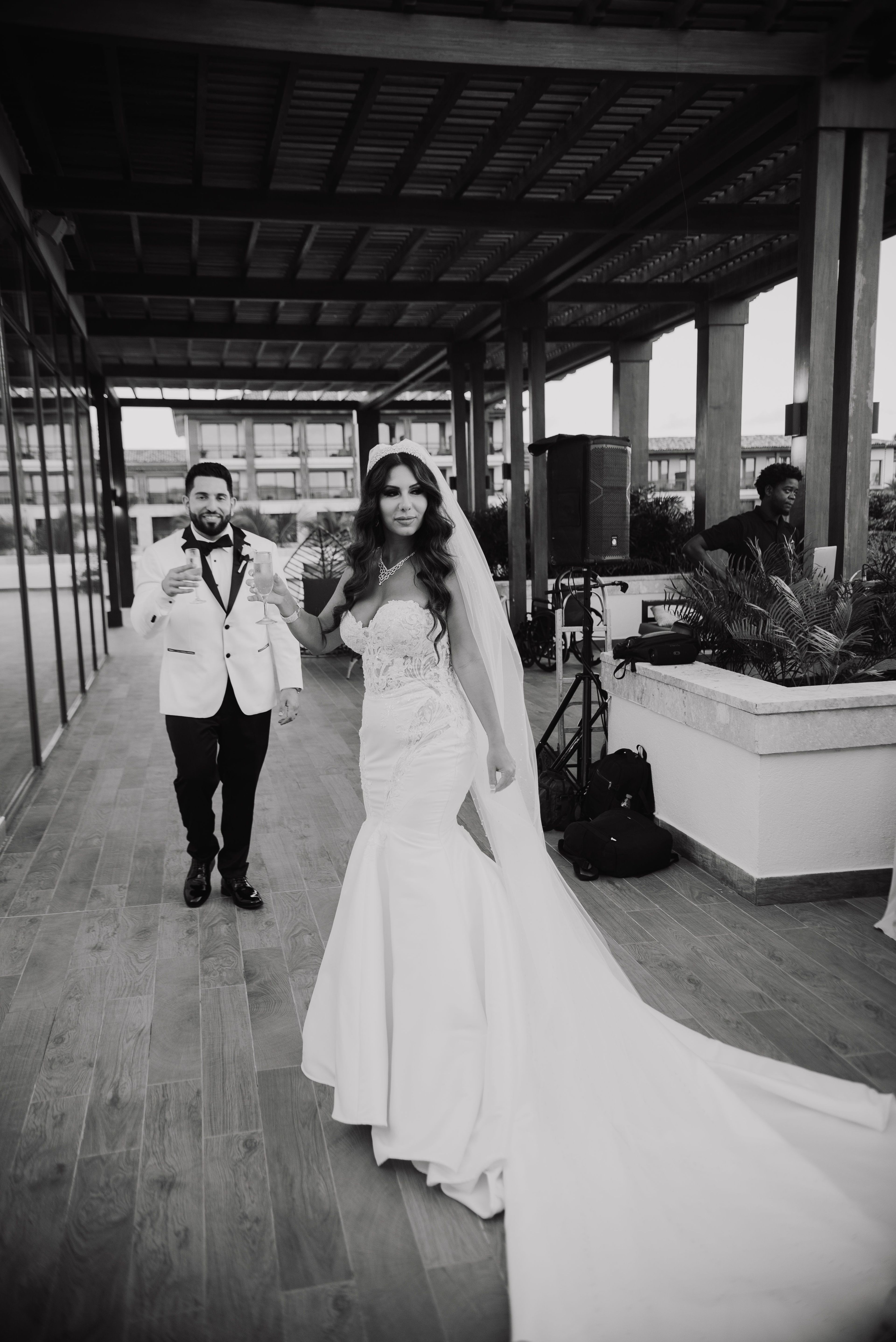 Experience vs popularity in Punta Cana wedding photography